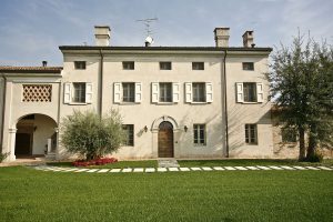 ristrutturazione con finestre in legno
